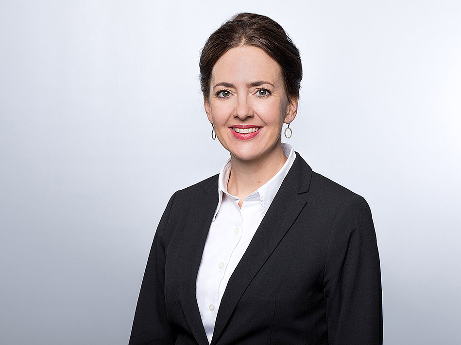 Julia_Scherm
