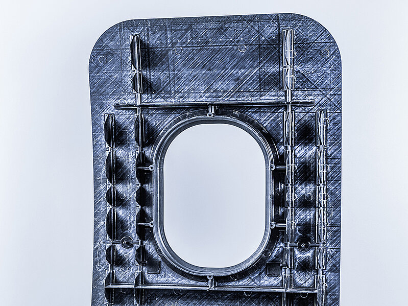 NMB_Tuer_Notausstieg_thermoplastischer_Faserverbund