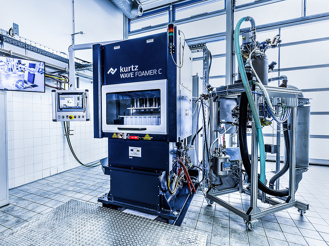 NMB Anlage Radiofrequenzschaeumen Partikelschaum RF-Foamer