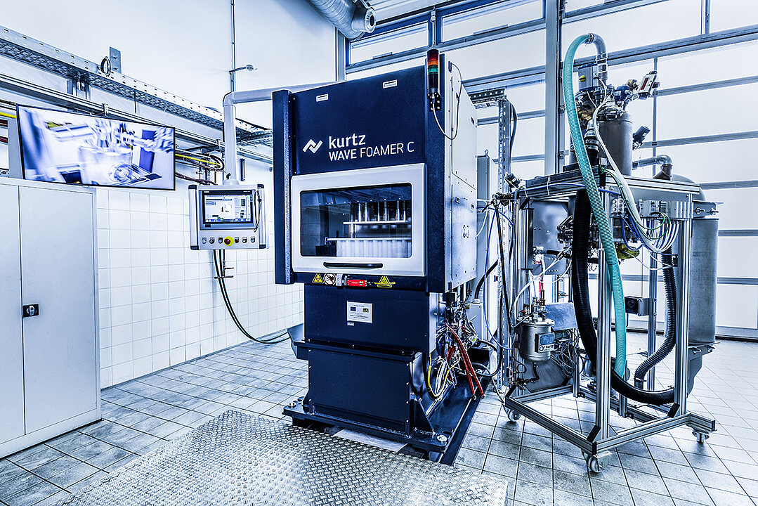 NMB Anlage Radiofrequenzschaeumen Partikelschaum RF-Foamer